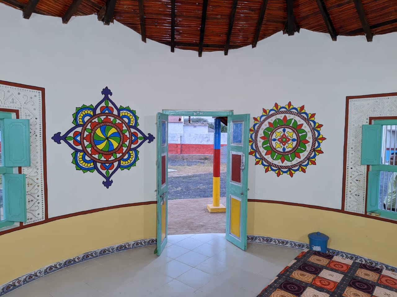 Comforts of Home at Moon HomeStay - Photo 3
